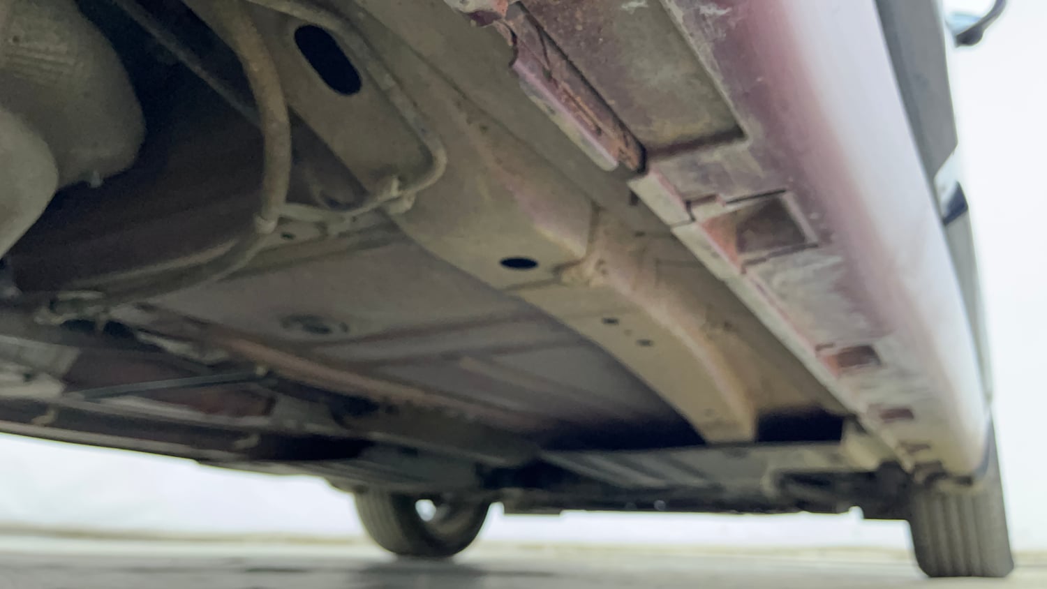 Used 2024 Maruti Suzuki Baleno Alpha MT Petrol Manual extra REAR RIGHT UNDERBODY VIEW
