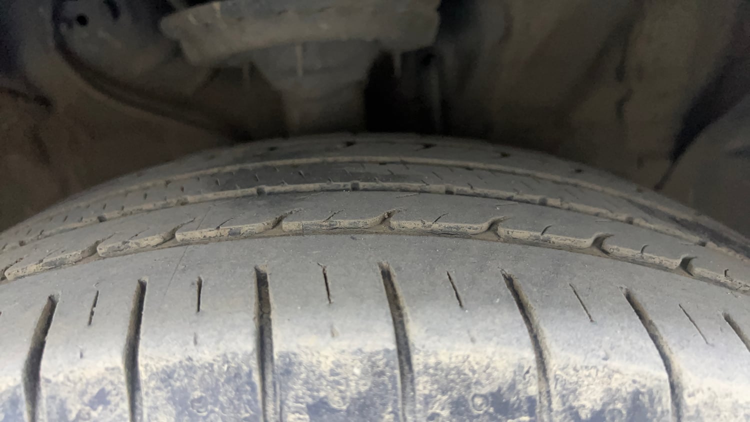 Used 2017 Hyundai Creta 1.6 SX Plus Petrol Petrol Manual tyres RIGHT FRONT TYRE TREAD VIEW
