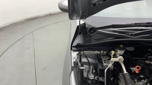 Used 2022 Honda City V CVT Petrol Petrol Automatic engine ENGINE RIGHT SIDE HINGE & APRON VIEW