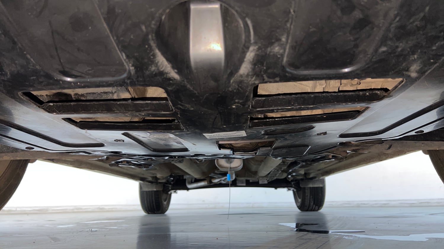 Used 2018 Hyundai Creta SX Plus 1.6 AT Petrol Petrol Automatic extra FRONT LEFT UNDERBODY VIEW