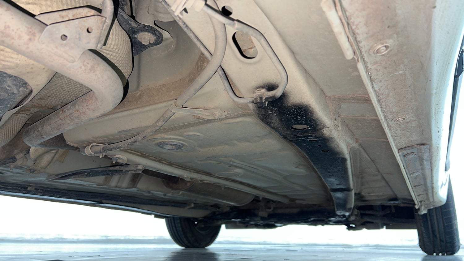 Used 2019 Maruti Suzuki Swift VXi Petrol Manual extra REAR RIGHT UNDERBODY VIEW