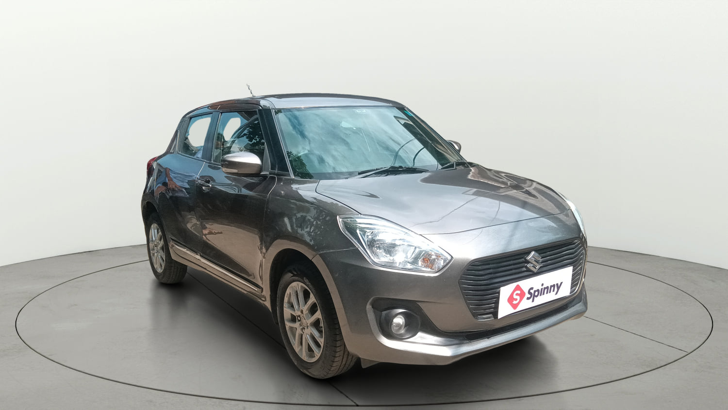 Used 2019 Maruti Suzuki Swift ZXi Petrol Manual exterior RIGHT FRONT CORNER VIEW