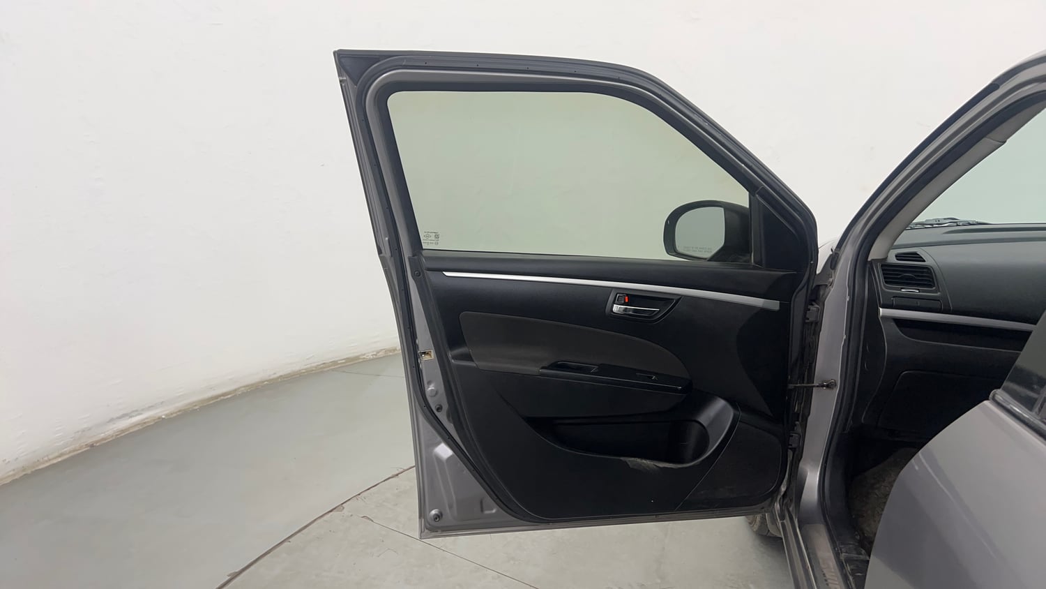 Used 2012 Maruti Suzuki Swift VXi Petrol Manual interior LEFT FRONT DOOR OPEN VIEW