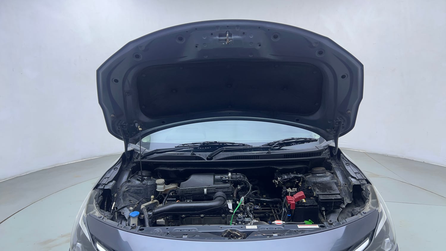 Used 2022 Maruti Suzuki Baleno Alpha MT Petrol Manual engine ENGINE & BONNET OPEN FRONT VIEW