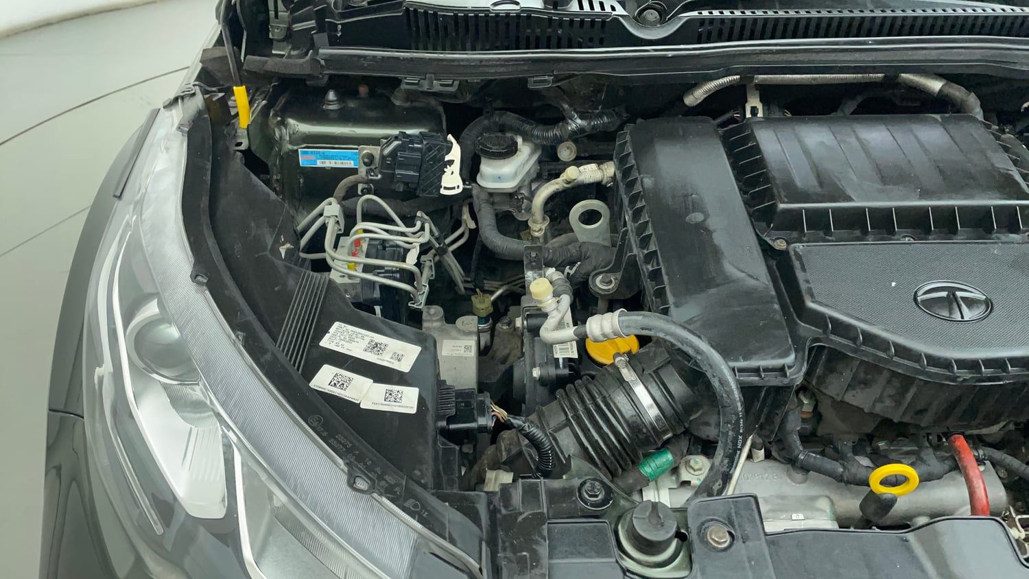 Used 2022 Tata Nexon XZ Plus Diesel Diesel Manual engine ENGINE RIGHT SIDE VIEW