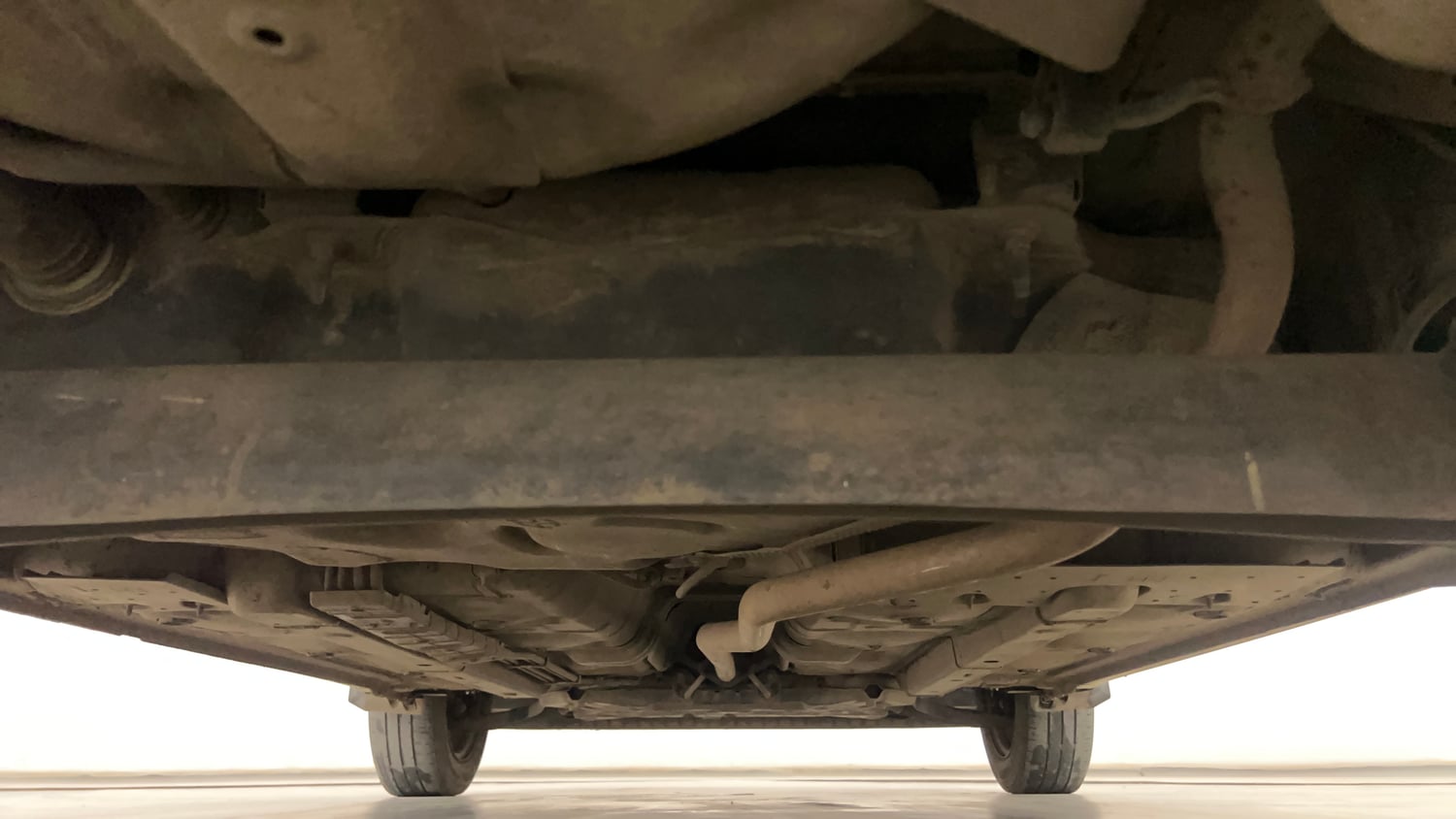 Used 2018 Hyundai Santro Asta Petrol Manual extra REAR UNDERBODY VIEW (TAKEN FROM REAR)