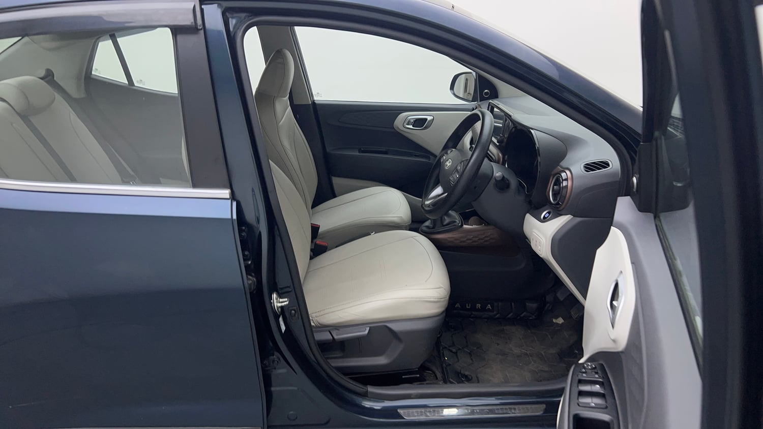 Used 2023 Hyundai Aura SX 1.2 CNG Cng Manual interior RIGHT SIDE FRONT DOOR CABIN VIEW