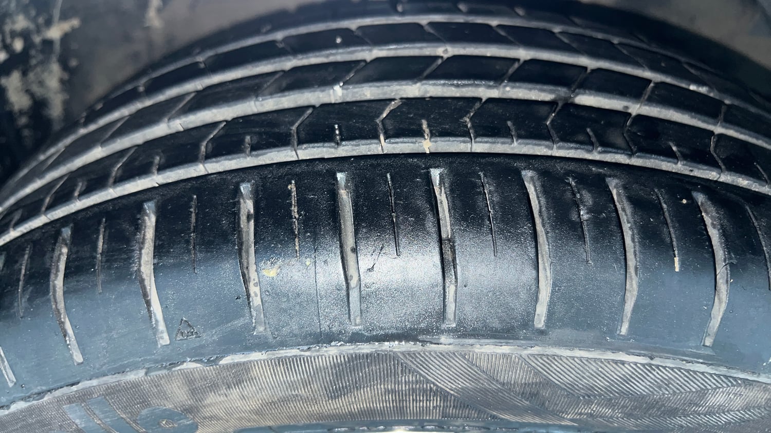 Used 2024 Maruti Suzuki Baleno Alpha MT Petrol Manual tyres RIGHT FRONT TYRE TREAD VIEW
