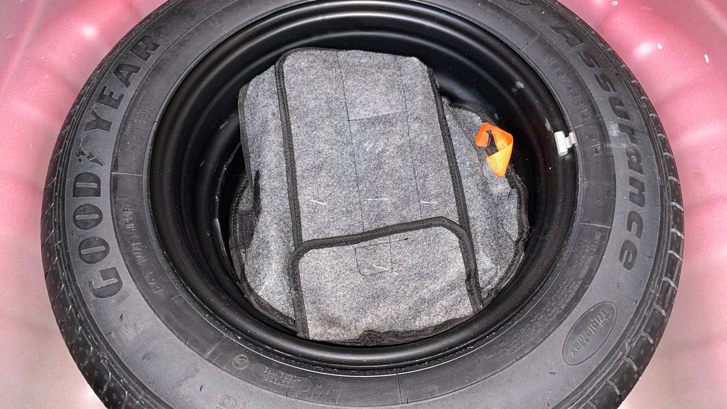 Used 2019 hyundai Venue S 1.0 AT Turbo Petrol Petrol Automatic tyres SPARE TYRE VIEW