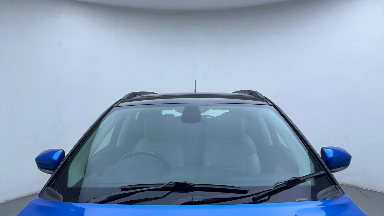 Used 2019 Jeep Compass Limited Plus Diesel 4x4 Diesel Manual exterior FRONT WINDSHIELD VIEW