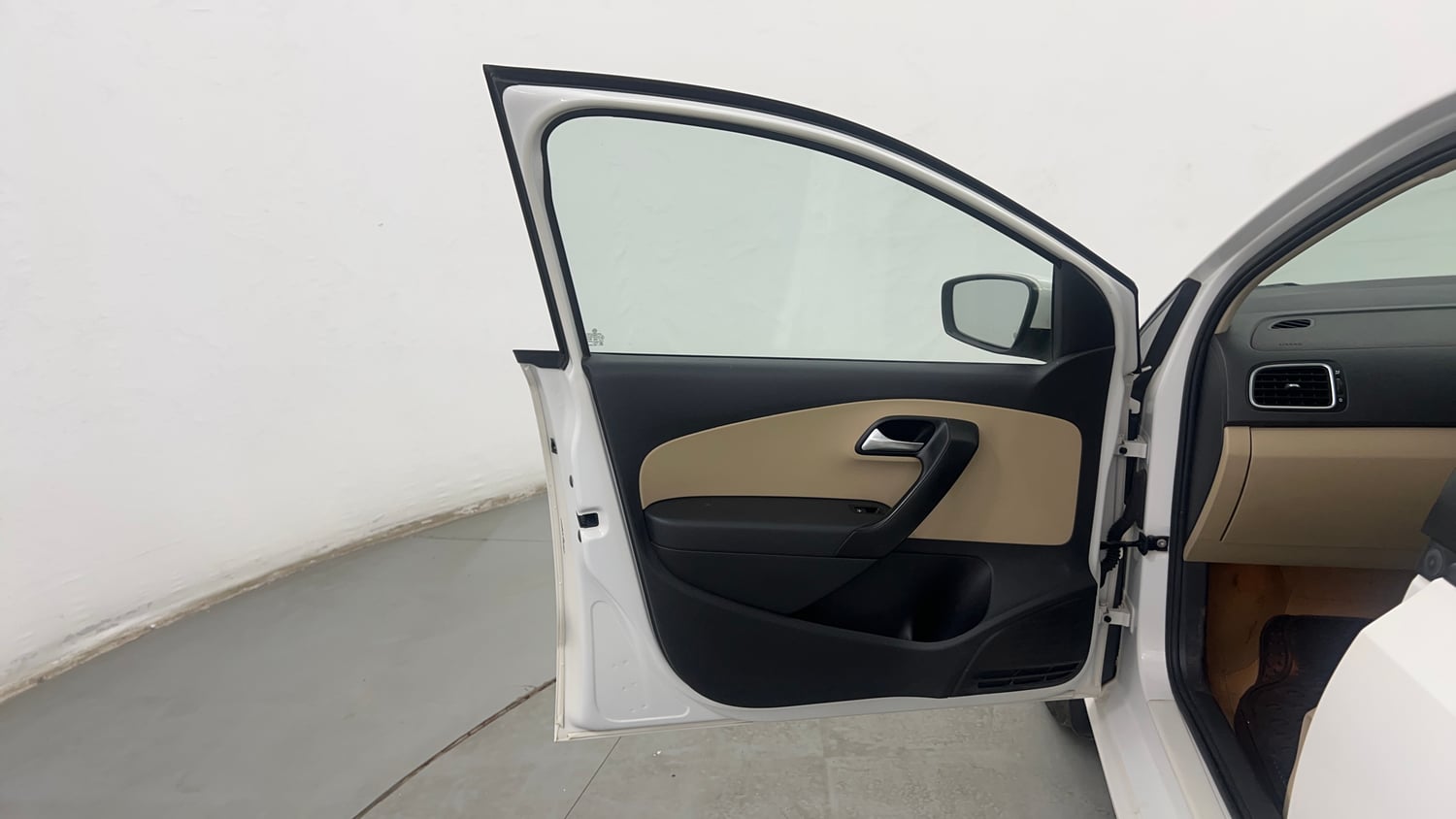 Used 2015 Volkswagen Polo Highline1.2L (P) Petrol Manual interior LEFT FRONT DOOR OPEN VIEW