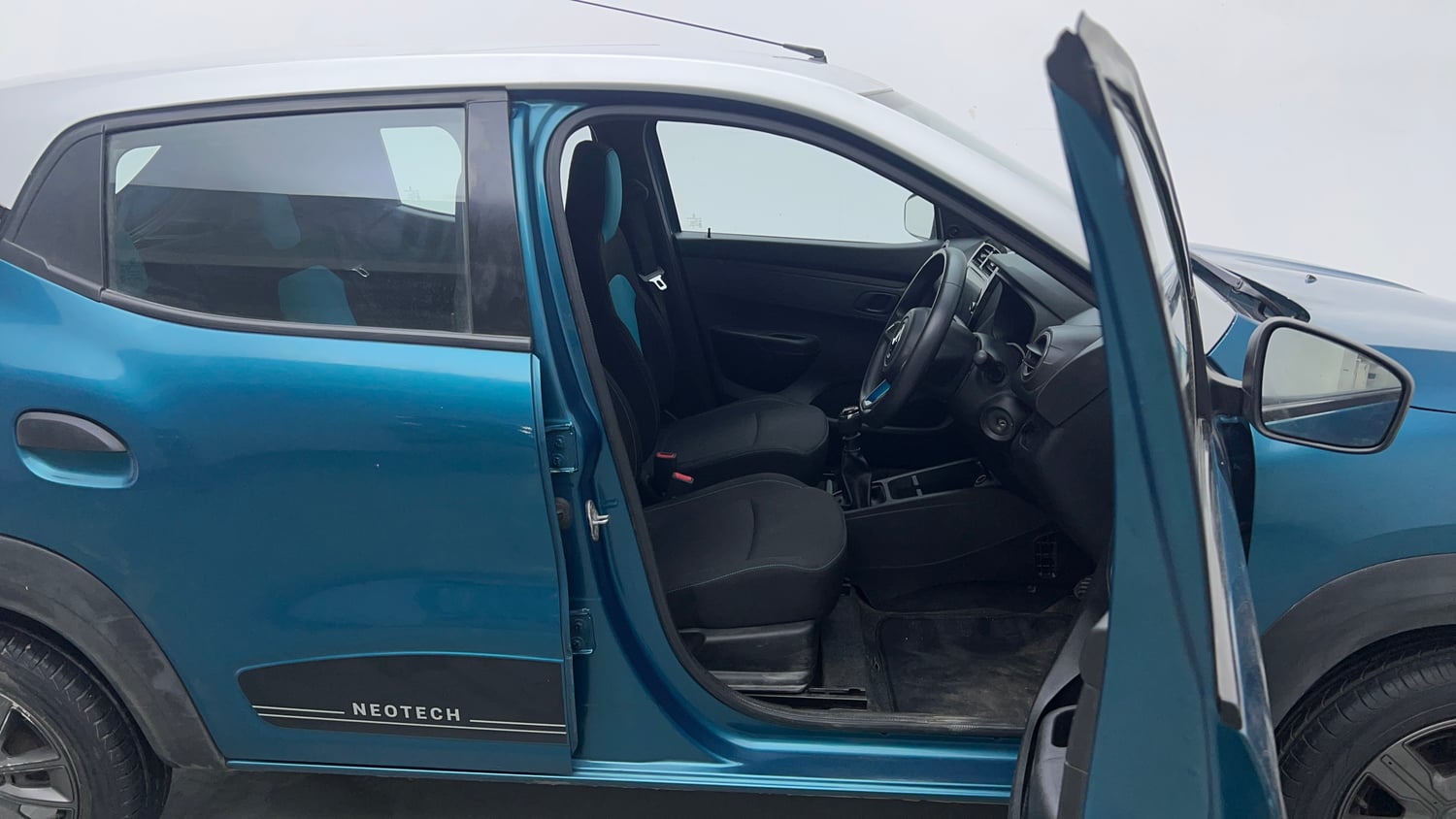 Used 2020 Renault Kwid Neotech RXL Petrol Manual interior RIGHT SIDE FRONT DOOR CABIN VIEW