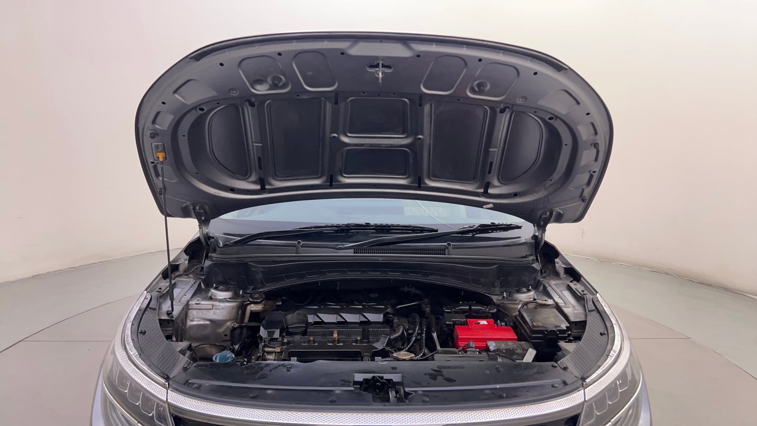 Used 2020 kia Seltos HTX IVT 1.5 Petrol Automatic engine ENGINE & BONNET OPEN FRONT VIEW