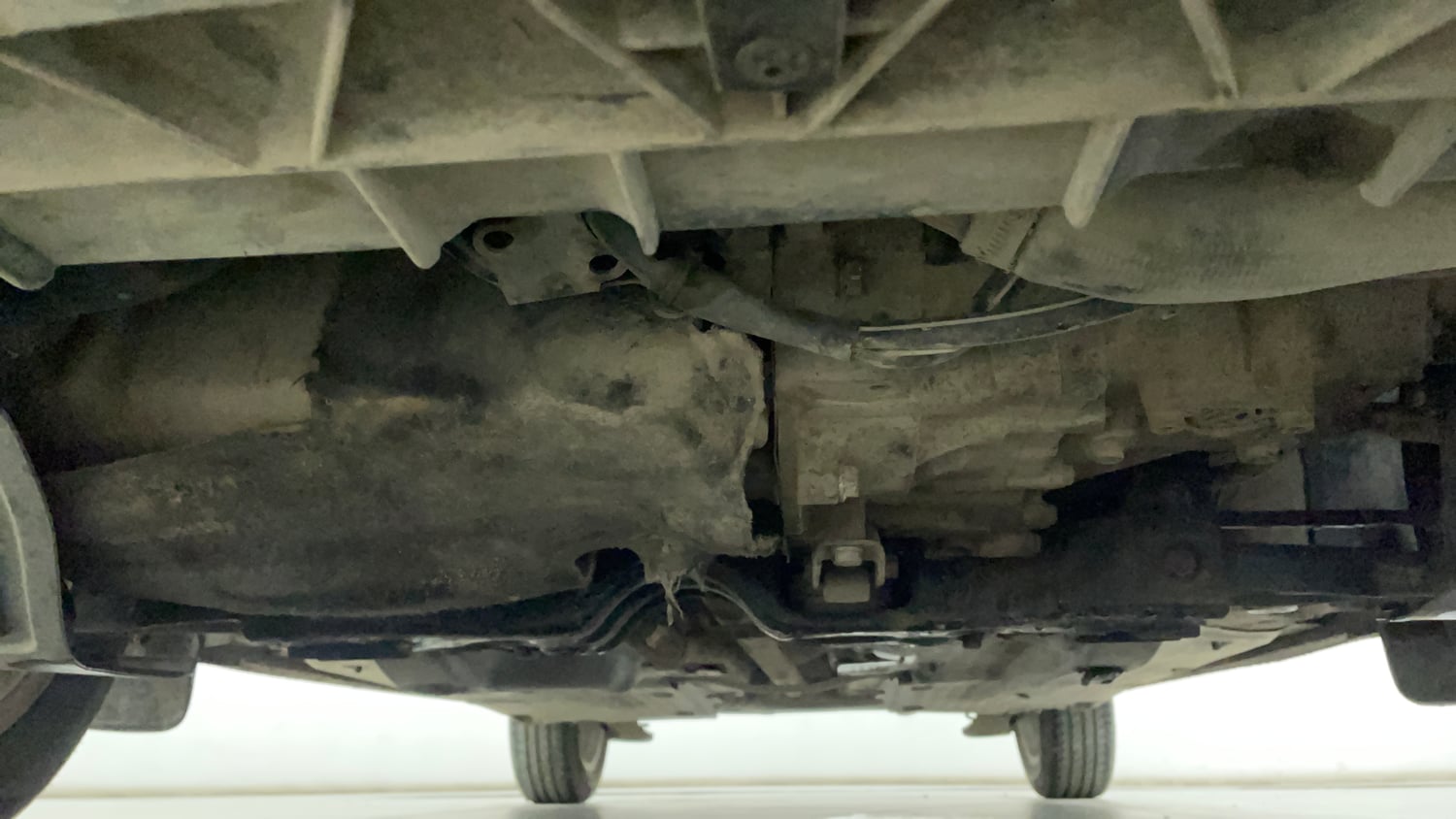 Used 2016 Volkswagen Polo Highline1.5L (D) Diesel Manual extra FRONT LEFT UNDERBODY VIEW