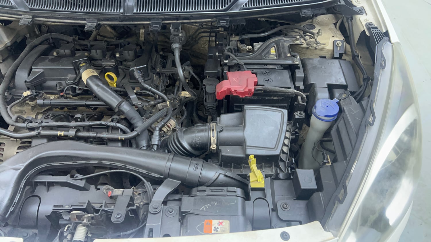 Used 2020 Ford Freestyle Titanium Plus 1.2 Ti-VCT Petrol Manual engine ENGINE LEFT SIDE VIEW