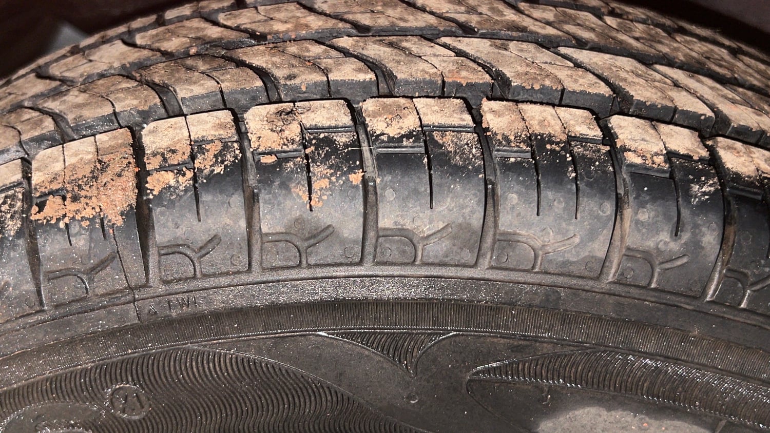 Used 2013 Hyundai Eon D-Lite + Petrol Manual tyres LEFT REAR TYRE TREAD VIEW