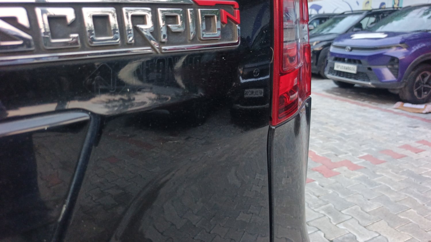 Used 2022 Mahindra Scorpio N Z8 L Diesel AT 4WD 7 STR Diesel Automatic dents MINOR SCRATCH
