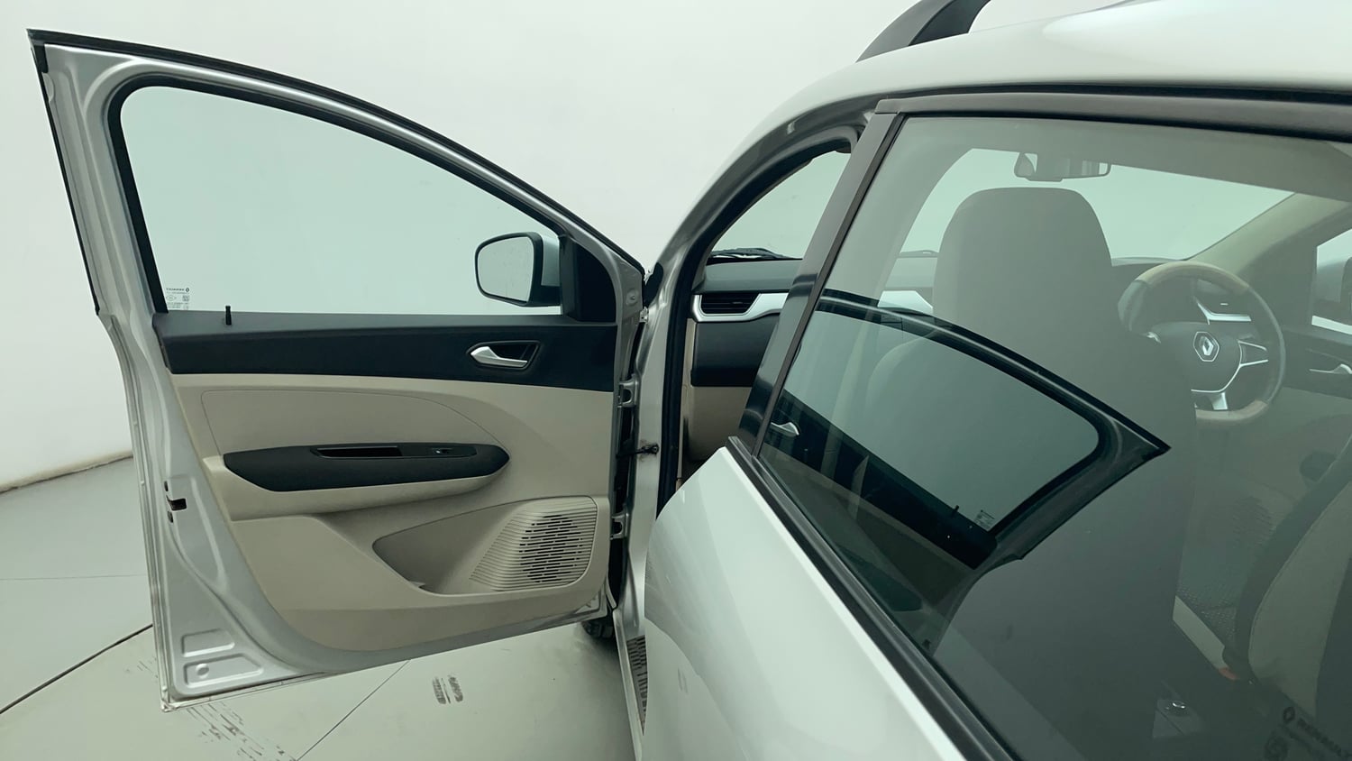 Used 2019 Renault Triber RXZ Petrol Manual interior LEFT FRONT DOOR OPEN VIEW