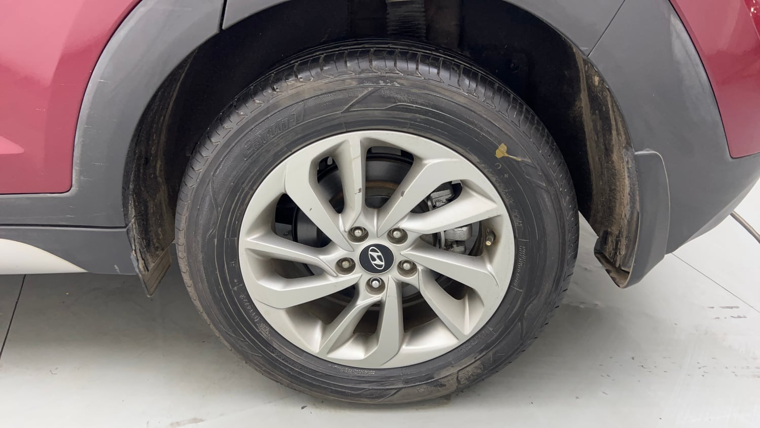 Used 2017 Hyundai Tucson 2WD MT Petrol Petrol Manual tyres LEFT REAR TYRE RIM VIEW