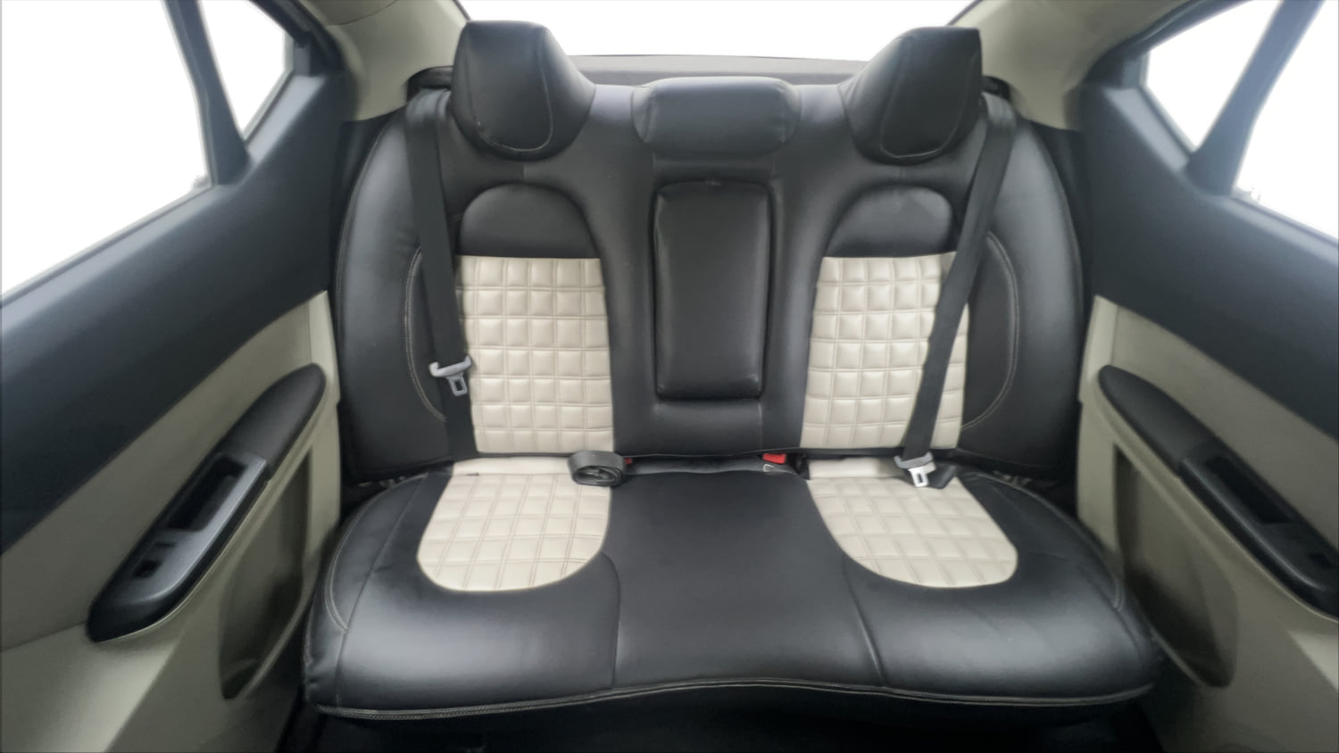 Used 2022 Tata Tigor XZ Plus CNG Cng Manual interior REAR SEAT CONDITION VIEW