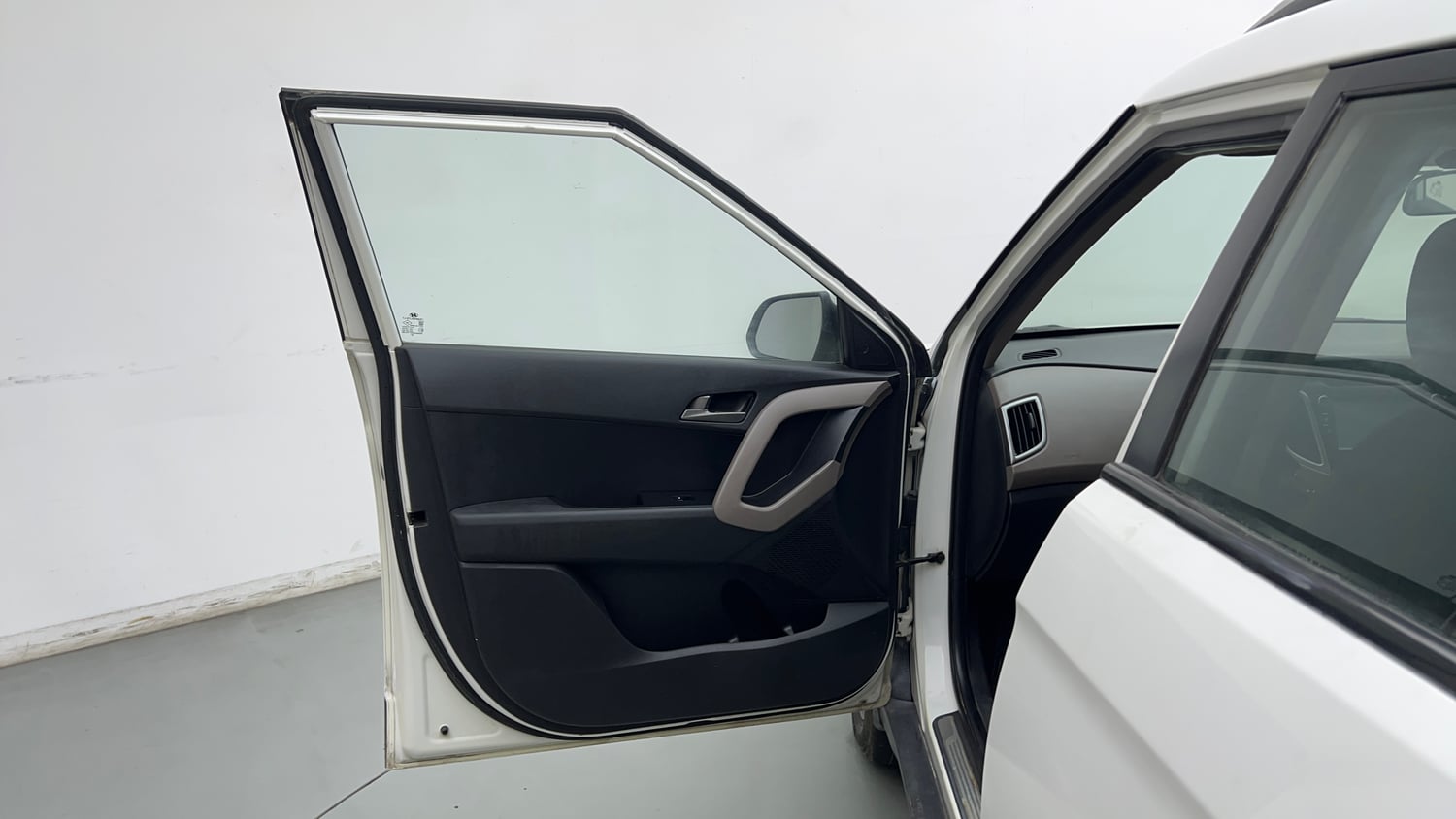 Used 2018 Hyundai Creta SX Plus 1.6 AT Petrol Petrol Automatic interior LEFT FRONT DOOR OPEN VIEW