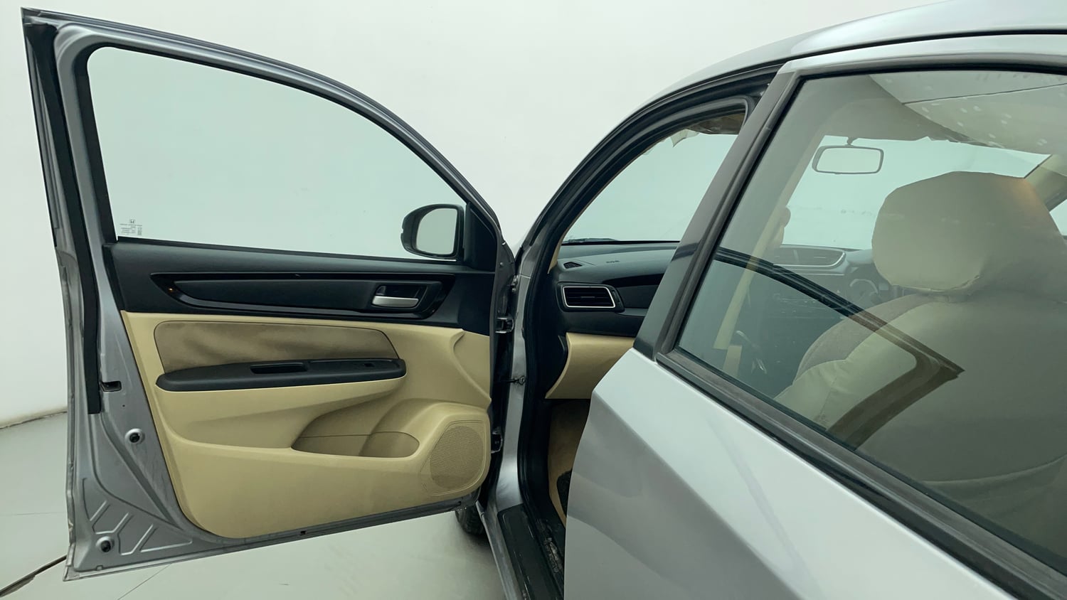 Used 2018 Honda Amaze 1.2 S MT Petrol Petrol Manual interior LEFT FRONT DOOR OPEN VIEW