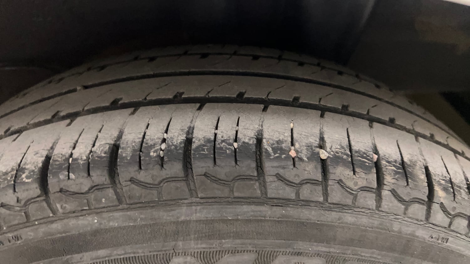 Used 2018 Hyundai Santro Asta Petrol Manual tyres LEFT REAR TYRE TREAD VIEW