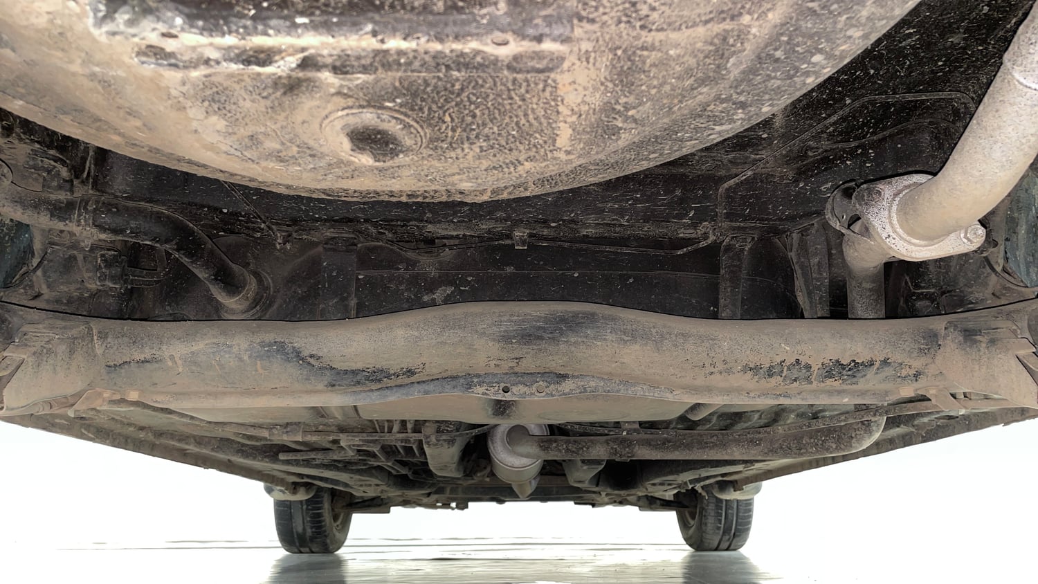 Used 2014 Honda Amaze 1.5 S i-DTEC Diesel Manual extra REAR UNDERBODY VIEW (TAKEN FROM REAR)