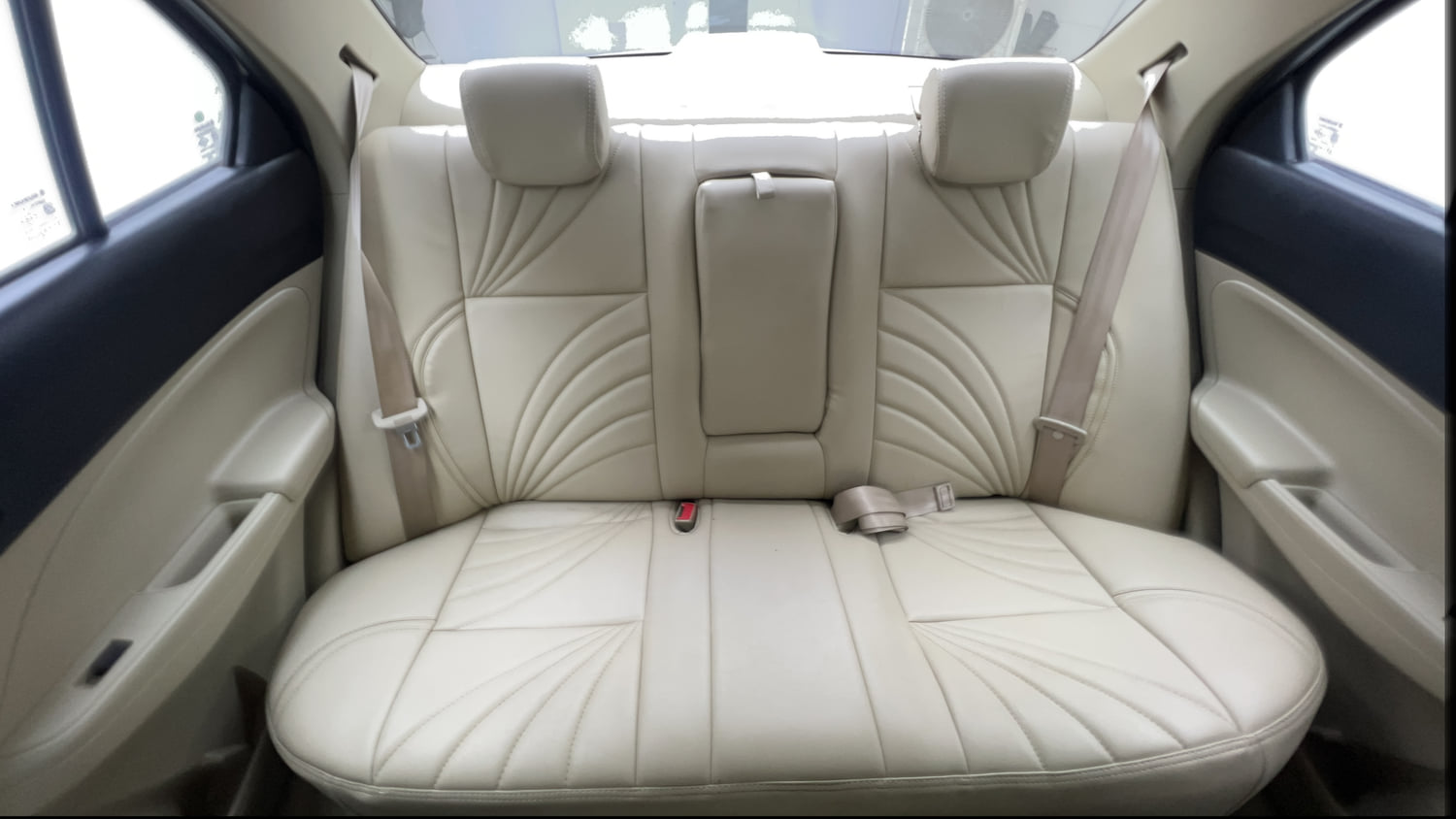 Used 2020 Maruti Suzuki Dzire VXi Petrol Manual interior REAR SEAT CONDITION VIEW