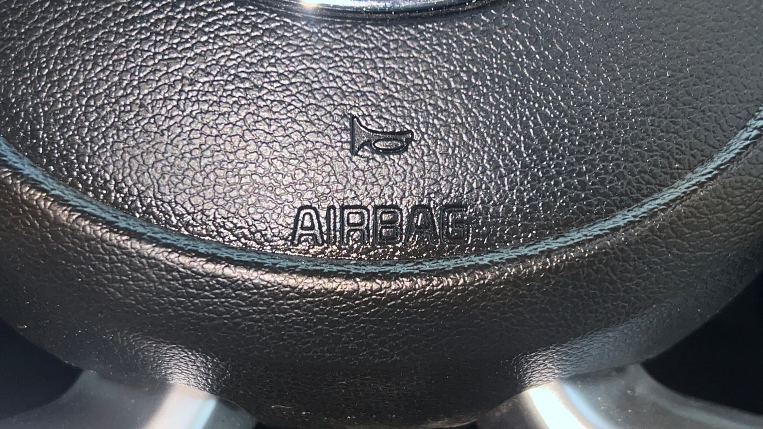 Used 2021 Hyundai i20 Asta 1.2 IVT Petrol Automatic top_features Airbags