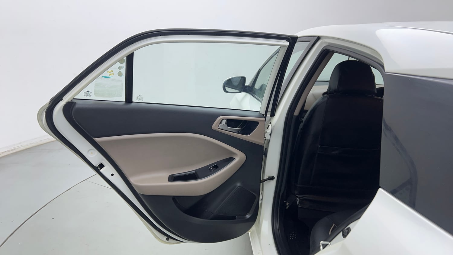 Used 2019 Hyundai Elite i20 Magna Plus 1.2 Petrol Manual interior LEFT REAR DOOR OPEN VIEW