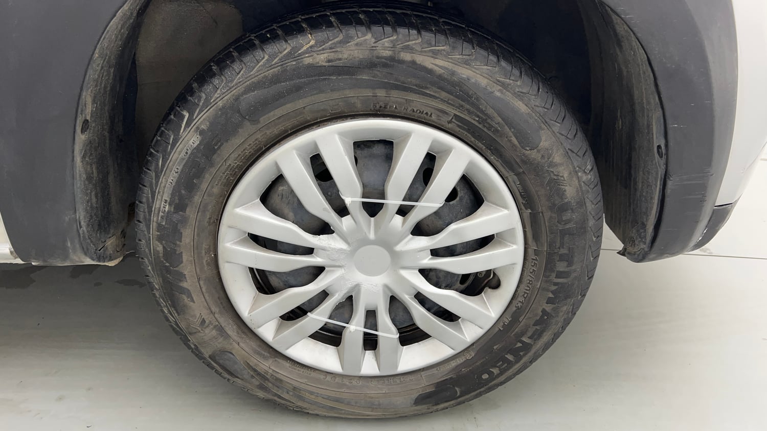 Used 2018 Renault Kwid 1.0 RXL Petrol Manual tyres RIGHT FRONT TYRE RIM VIEW