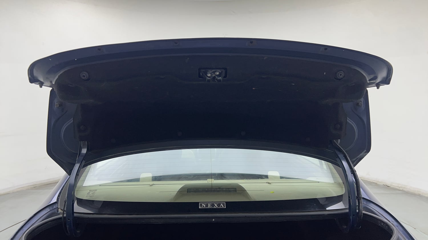 Used 2020 Maruti Suzuki Ciaz Alpha Hybrid 1.5 Petrol Manual interior DICKY DOOR OPEN VIEW