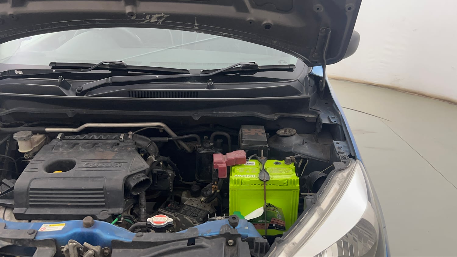 Used 2016 Maruti Suzuki Celerio VXi AMT Petrol Automatic engine ENGINE LEFT SIDE HINGE & APRON VIEW