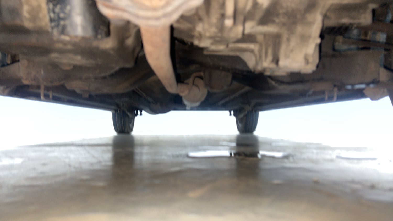 Used 2017 Maruti Suzuki Wagon R VXI+ Petrol Manual extra FRONT LEFT UNDERBODY VIEW