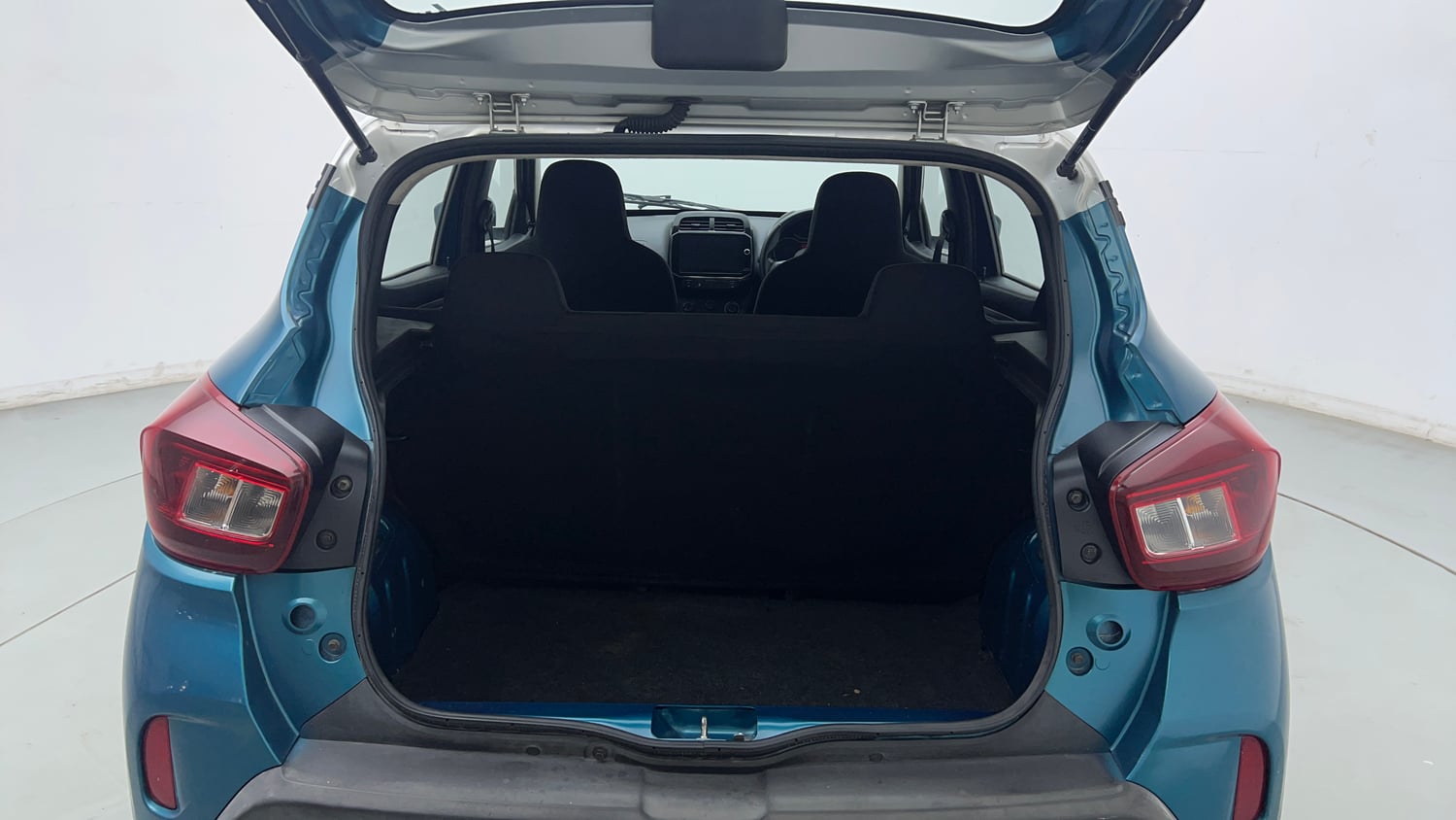 Used 2020 Renault Kwid Neotech RXL Petrol Manual interior DICKY INSIDE VIEW