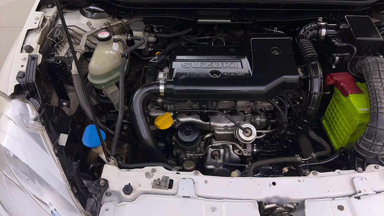 Used 2016 Maruti Suzuki S-Cross Zeta 1.3 Diesel Manual engine ENGINE RIGHT SIDE VIEW