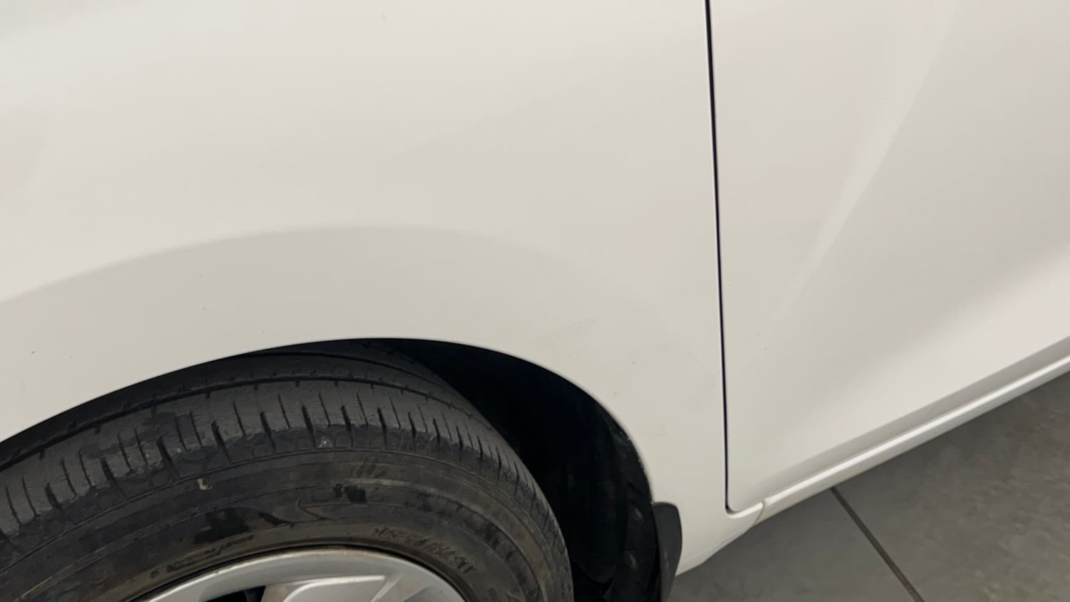 Used 2018 Hyundai Santro Asta Petrol Manual dents MINOR SCRATCH