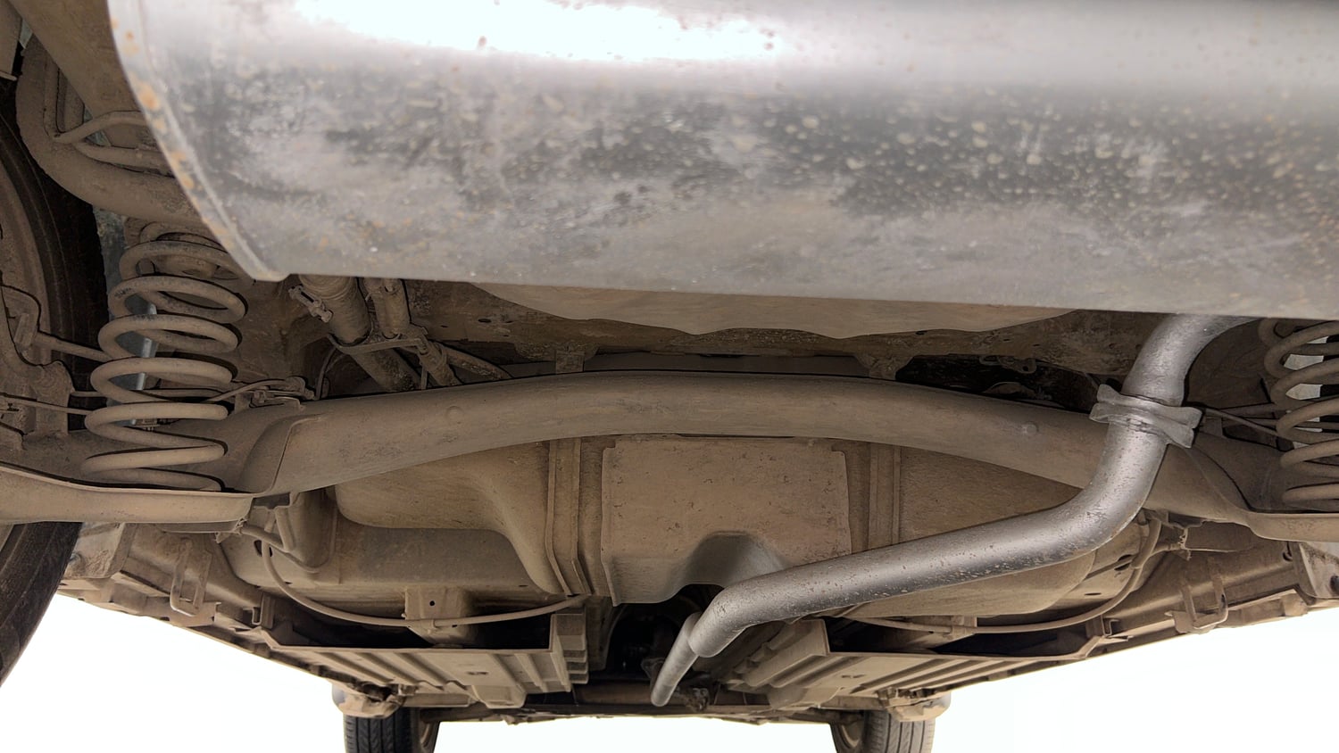 Used 2016 Maruti Suzuki S-Cross Zeta 1.3 Diesel Manual extra REAR UNDERBODY VIEW (TAKEN FROM REAR)