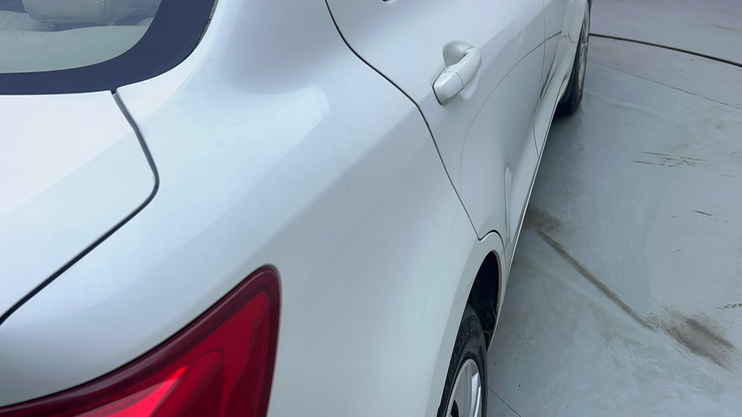 Used 2020 Maruti Suzuki Dzire VXi Petrol Manual dents MINOR SCRATCH