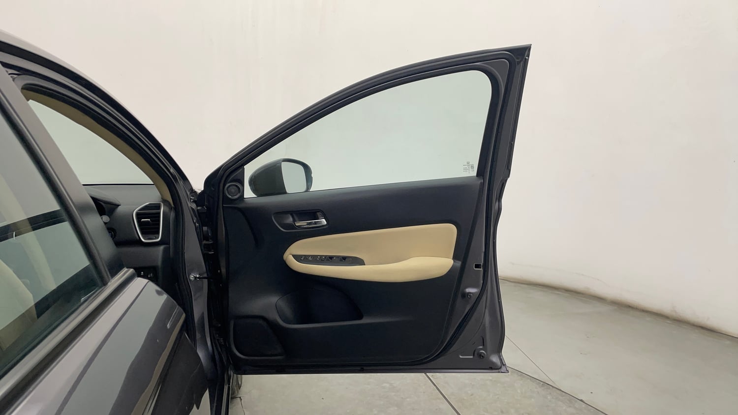 Used 2021 Honda City VX Petrol Petrol Manual interior RIGHT FRONT DOOR OPEN VIEW