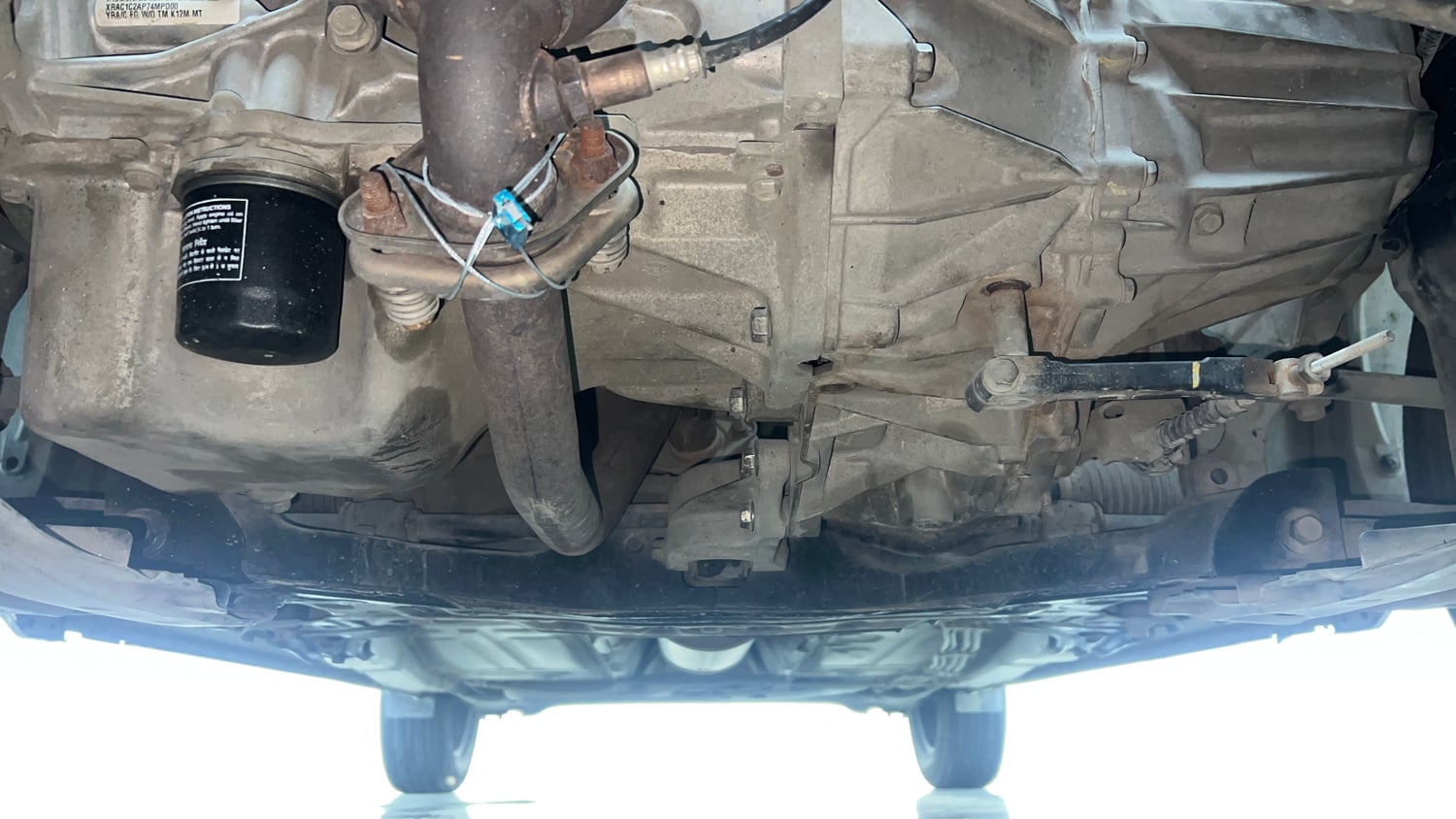 Used 2017 Maruti Suzuki Baleno Delta 1.2 Petrol Manual extra FRONT LEFT UNDERBODY VIEW