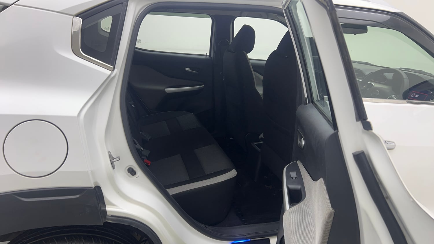 Used 2022 Nissan Magnite XV Turbo Petrol Manual interior RIGHT SIDE REAR DOOR CABIN VIEW
