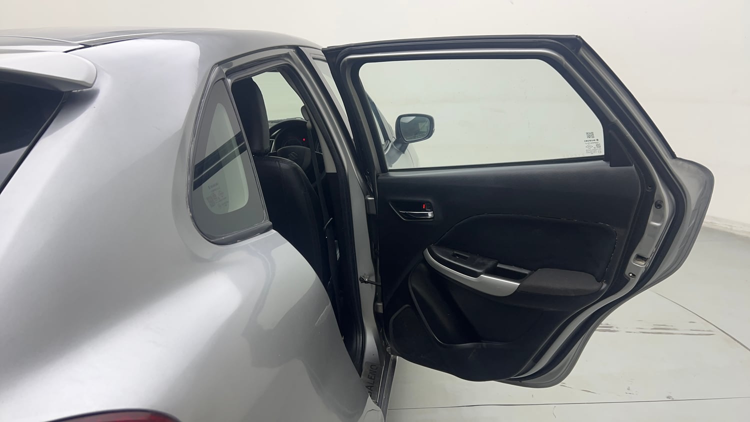 Used 2017 Maruti Suzuki Baleno Delta 1.2 Petrol Manual interior RIGHT REAR DOOR OPEN VIEW