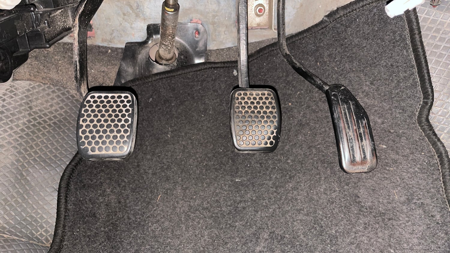 Used 2016 Maruti Suzuki Alto 800 Lxi Petrol Manual interior PEDALS VIEW