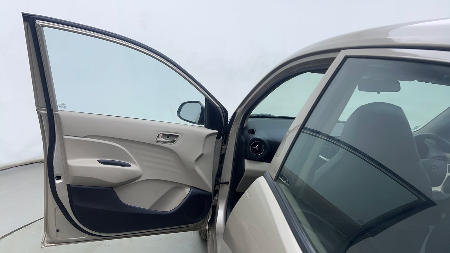 Used 2019 Hyundai Santro Sportz AMT Petrol Automatic interior LEFT FRONT DOOR OPEN VIEW