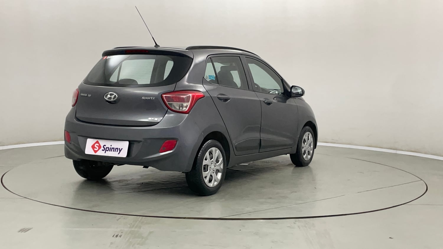 Used 2015 Hyundai Grand i10 Sportz 1.2 Kappa VTVT Petrol Manual exterior RIGHT REAR CORNER VIEW
