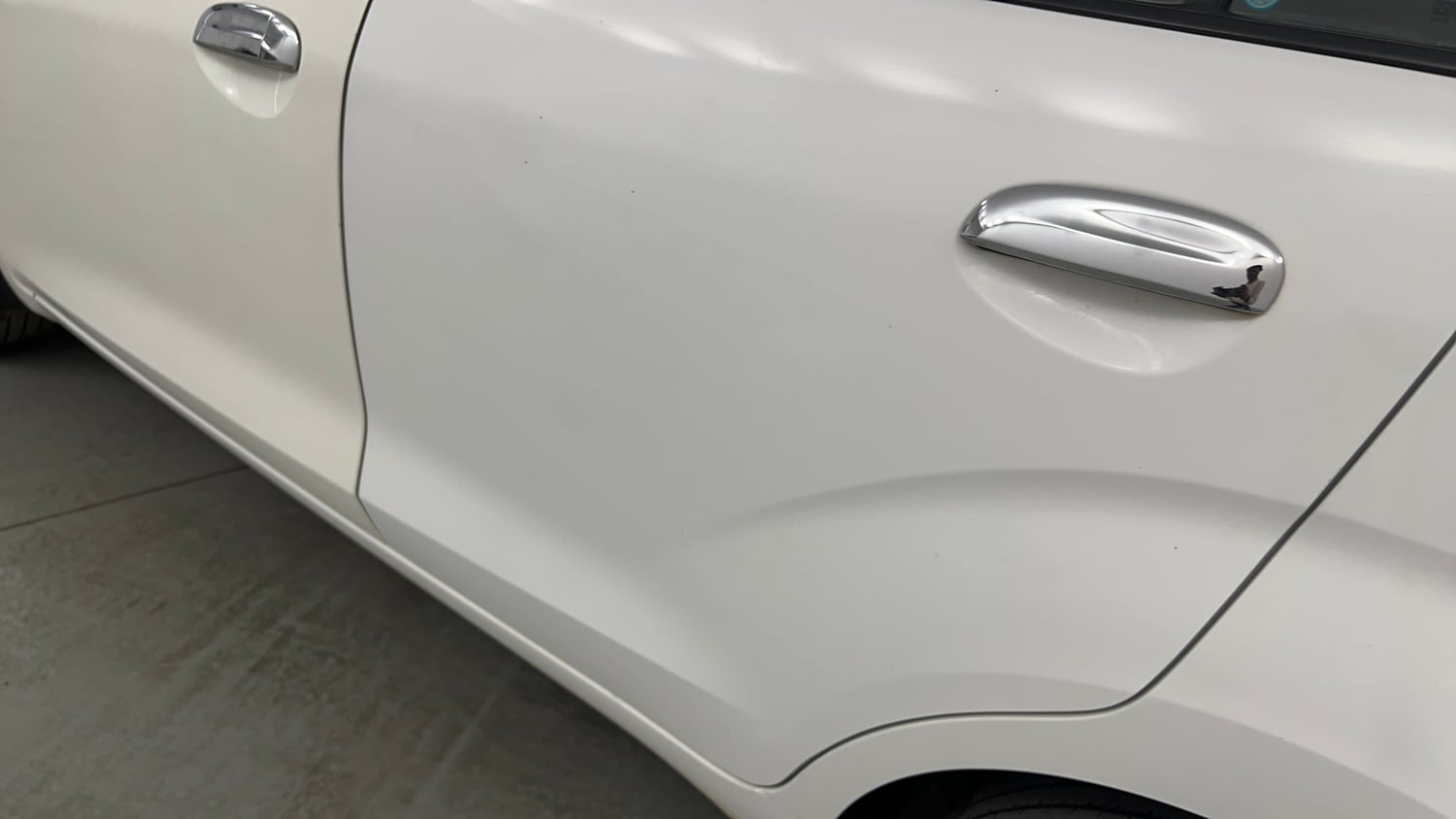 Used 2018 Hyundai Santro Asta Petrol Manual dents MINOR SCRATCH