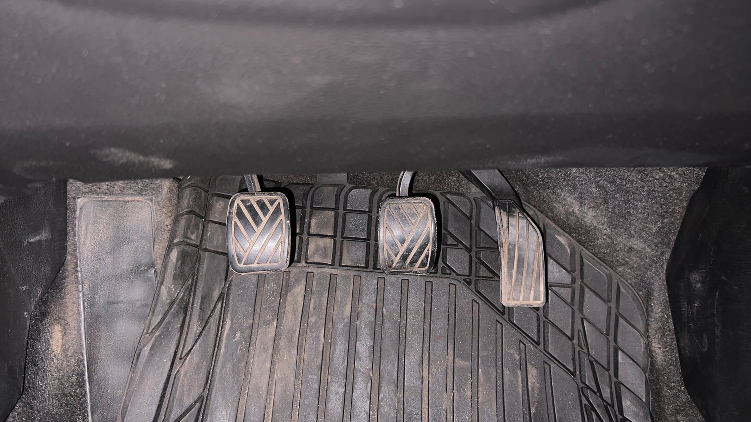 Used 2016 Maruti Suzuki S-Cross Zeta 1.3 Diesel Manual interior PEDALS VIEW