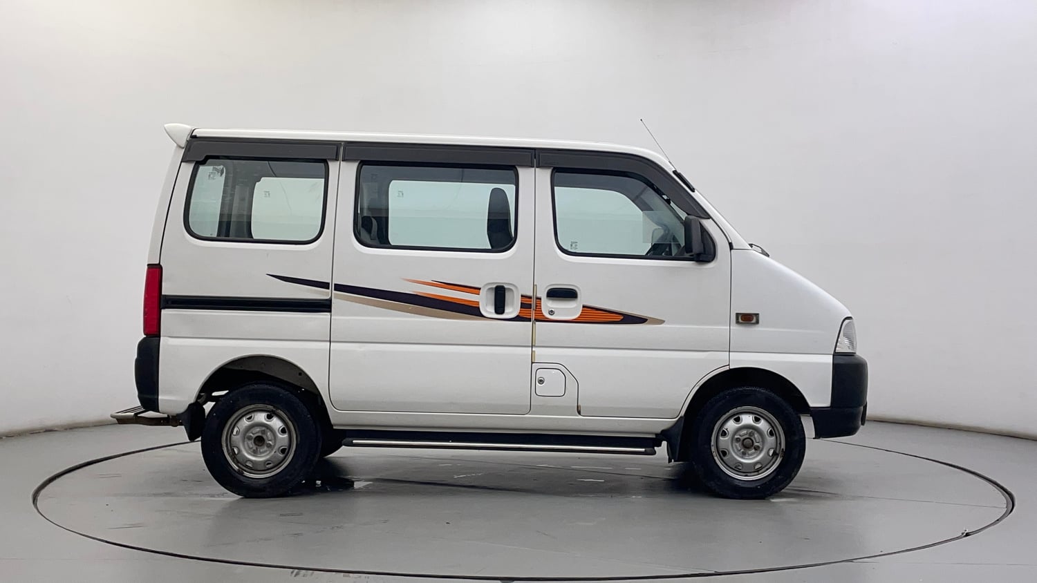 Used 2021 Maruti Suzuki Eeco 5 STR WITH A/C+HTR Petrol Manual exterior RIGHT SIDE VIEW